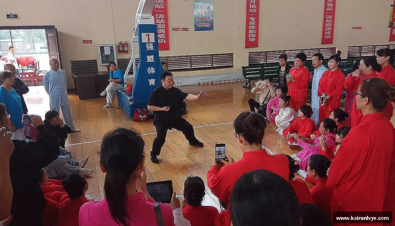 b.sports体育超越极限，燃烧激情！